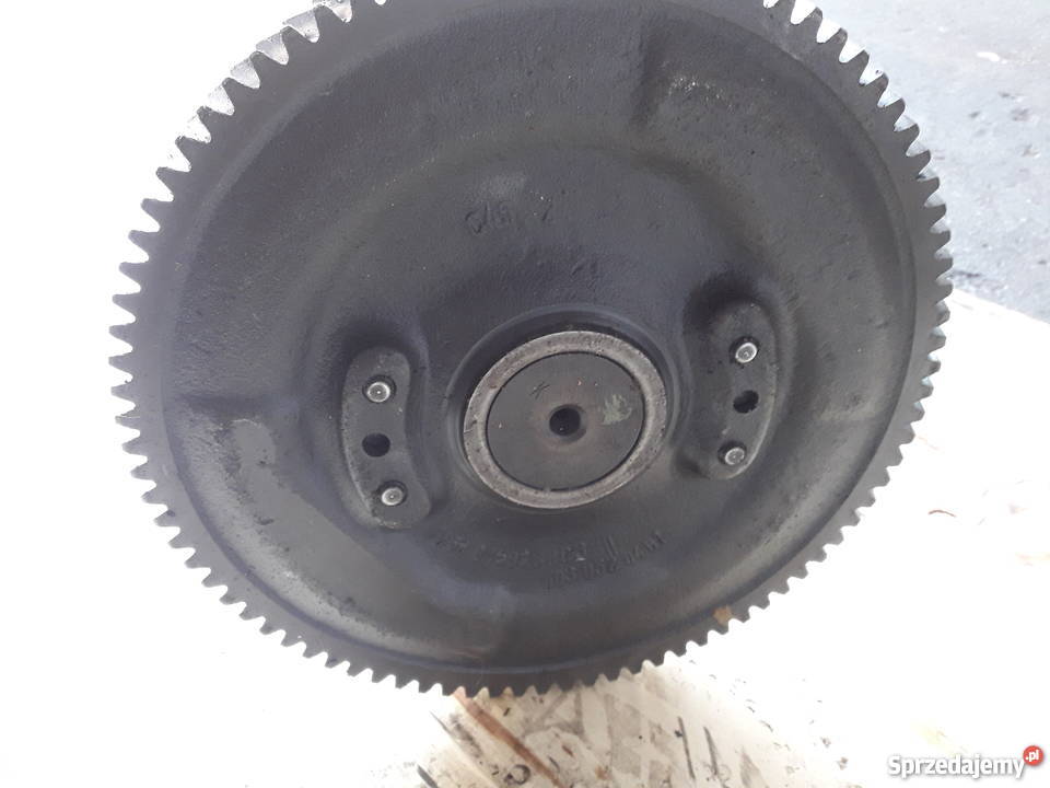 D4010515601 V6 MERCEDES WAŁEK ROZRZĄDU OM401 Silniki i osprzęt sprzedam