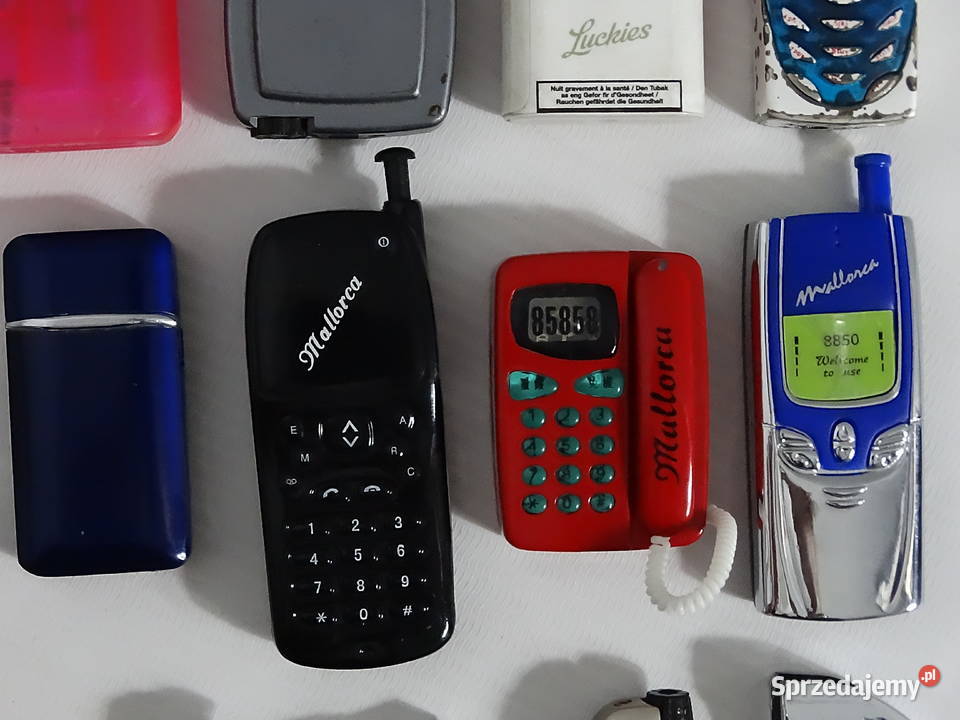 KOLEKCJA 32 Zapalniczek Gadżetowych Retro Biłgoraj