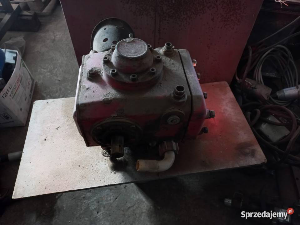 Opryskiwacz Holder pompa rozdzielacz części Do opryskiwaczy Izdebno-Kolonia