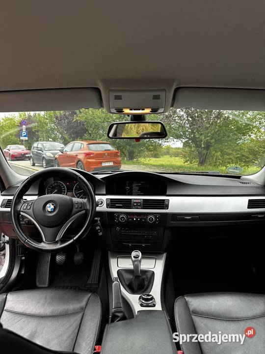Bmw E91 2010 320i 20 Benzyna Polift Nawi Skora Kraków