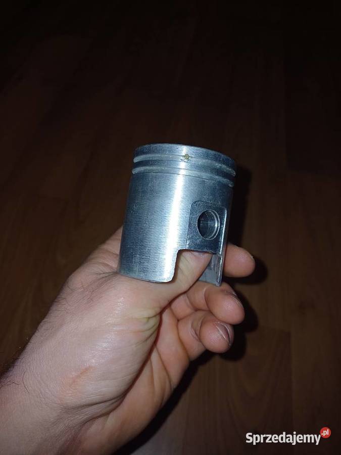 Tłok na 1 szlif wsk 125 Świdnica Polska