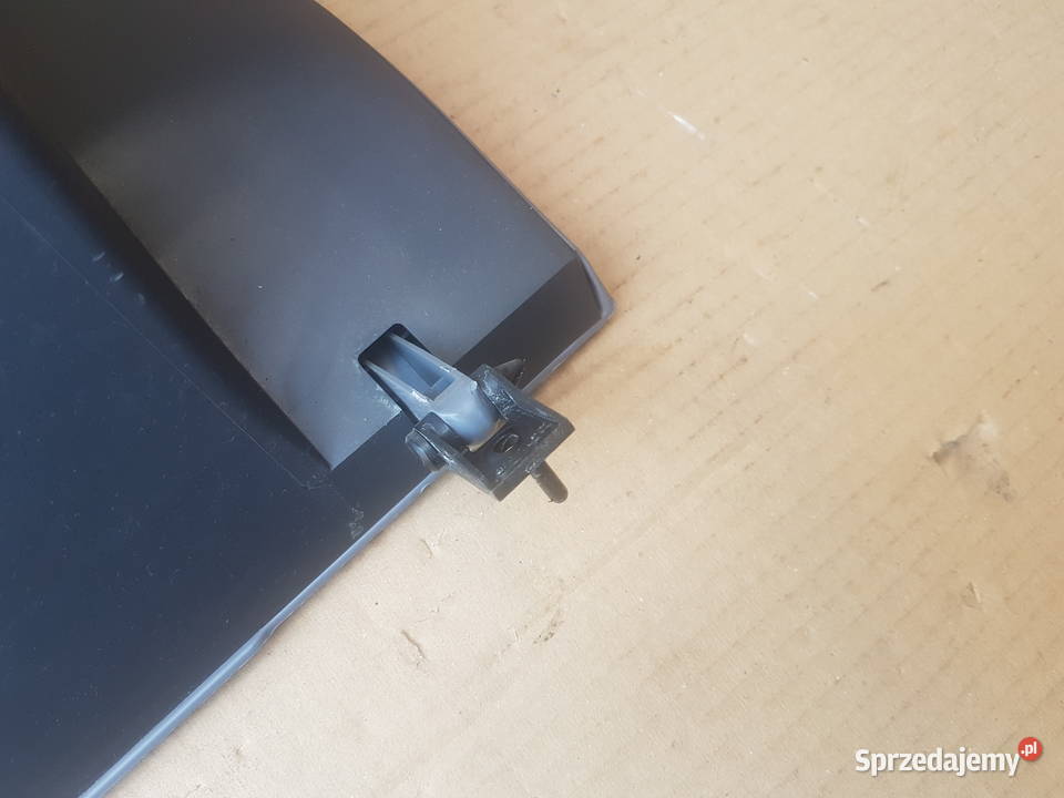 Suzuki Liana schowek skrytka prawa pasażera Legnica sprzedam