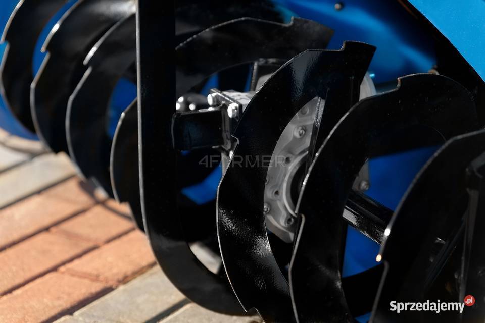 Odśnieżarka wirnikowa na przód ciągnika 4FARMER Tajęcina