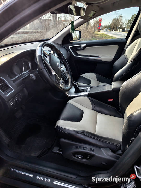 Volvo XC 60 Volvo XC 60 D4 AWD Salon Polska diesel Kampinos