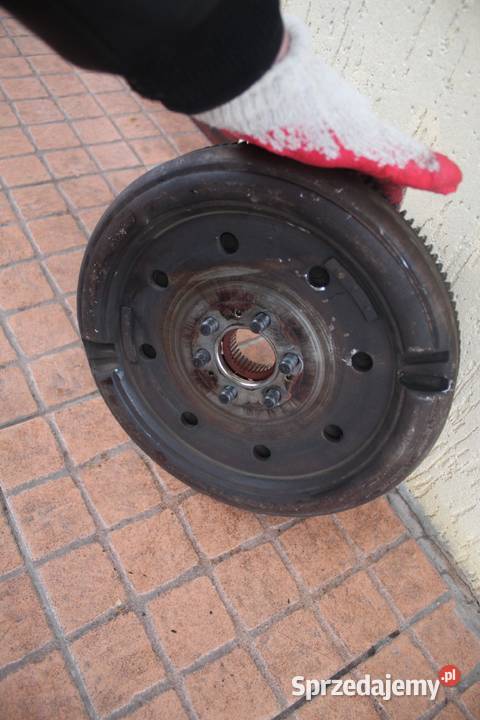 KOŁO ZAMACHOWE AUTOMAT VW PASSAT B6 20 TDI DSG sprzedam