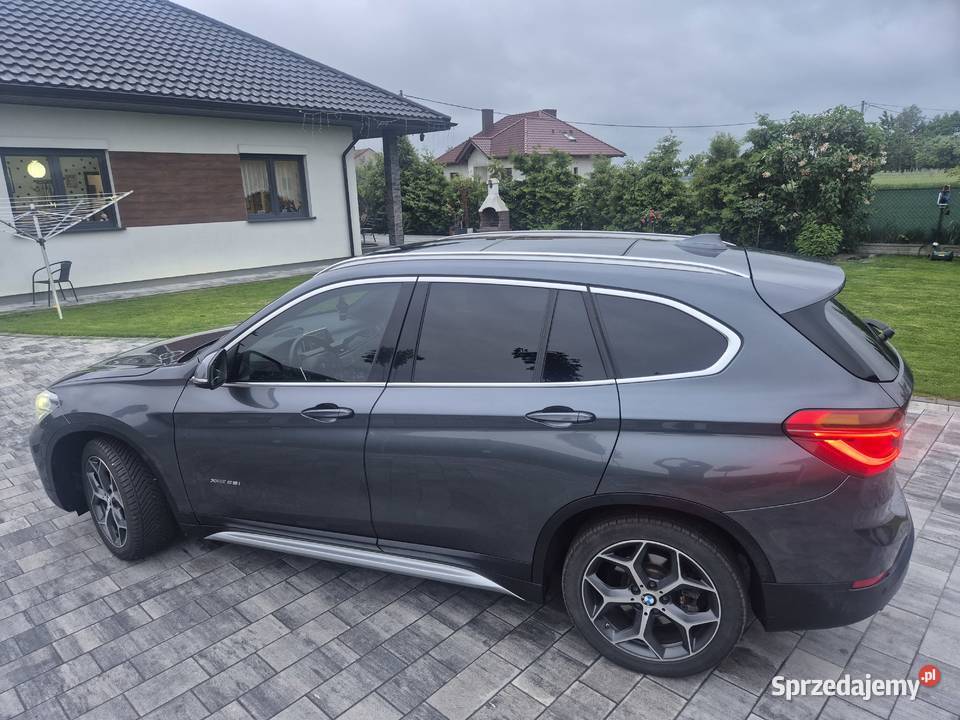 Sprzedam BMW X1 2016 180000km Grochowy