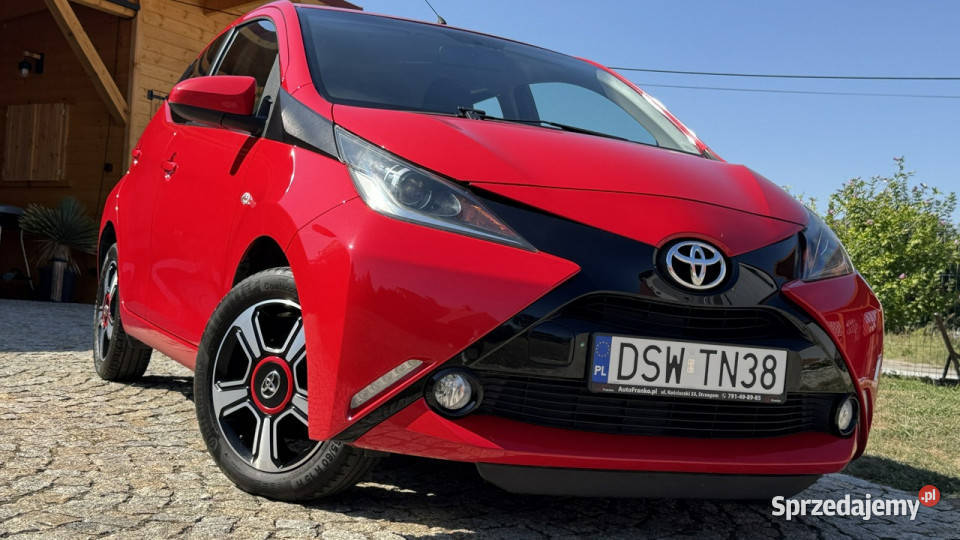 Toyota Aygo 10 Benz 70 z Niemiec KAMERA 5 Drzwi dolnośląskie Strzegom