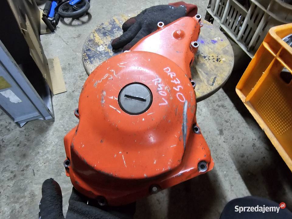 Suzuki DR 800 DR 750 BIG pokrywa kapa lewa dr800 Jelenia Góra sprzedam