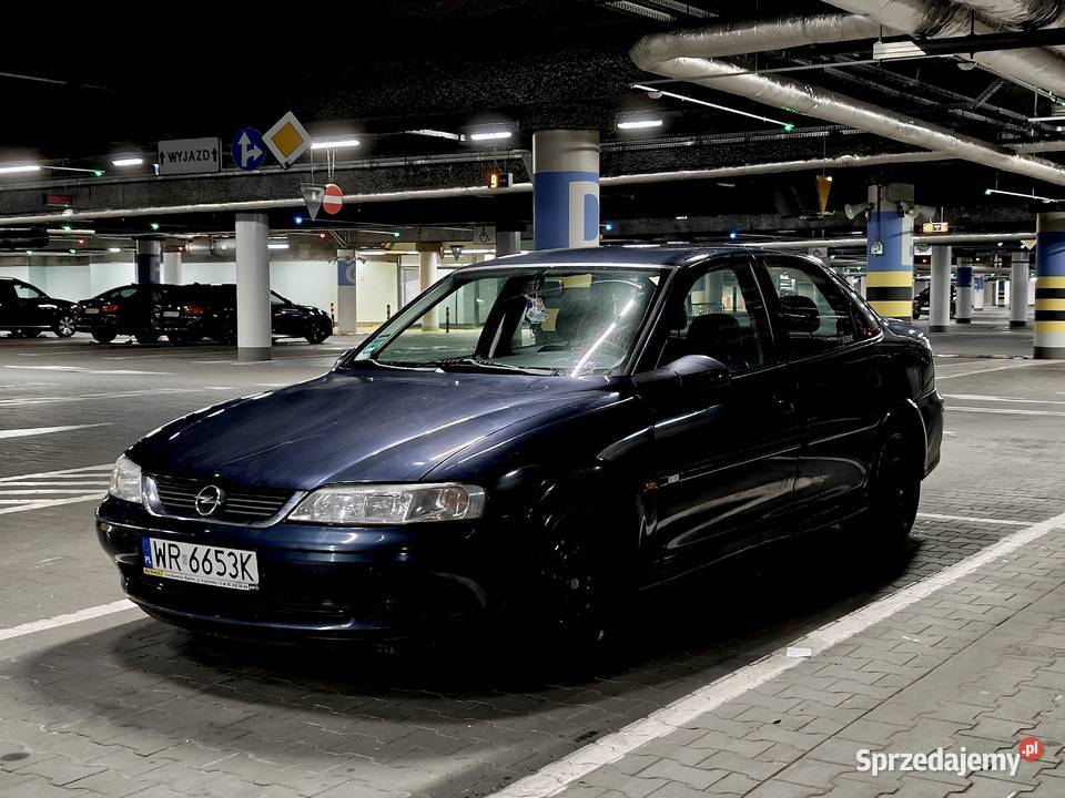Opel Vectra B 16 16v Edition100 mazowieckie Radom