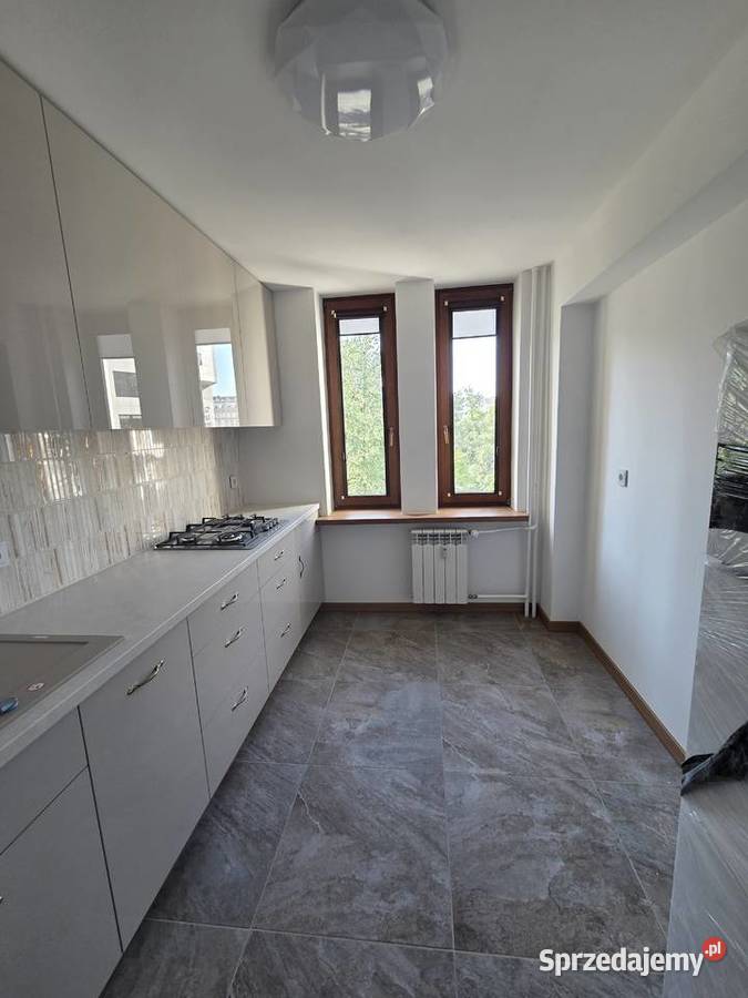 3 pokoje na biuro Twarda balkon Warszawa