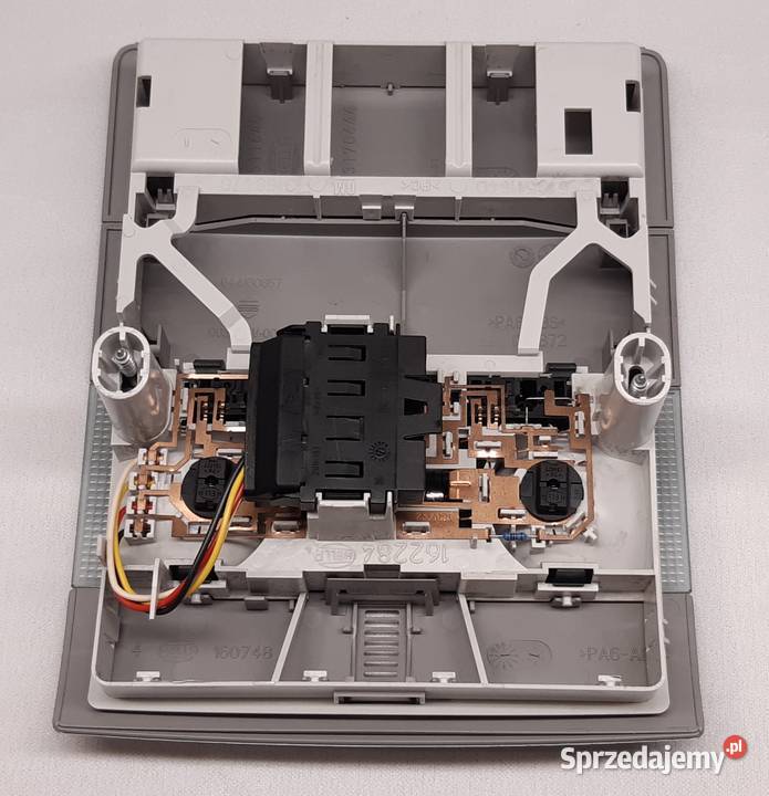 LAMPKA OŚWIETLENIE KABINY OPEL CORSA D ZAFIRA B Mielęcin