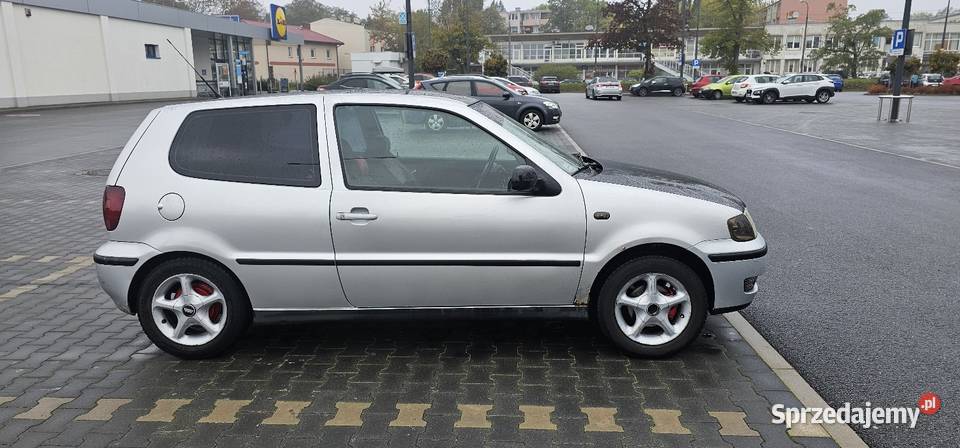 Polo 14mpi w lpg 2001 sprzedam