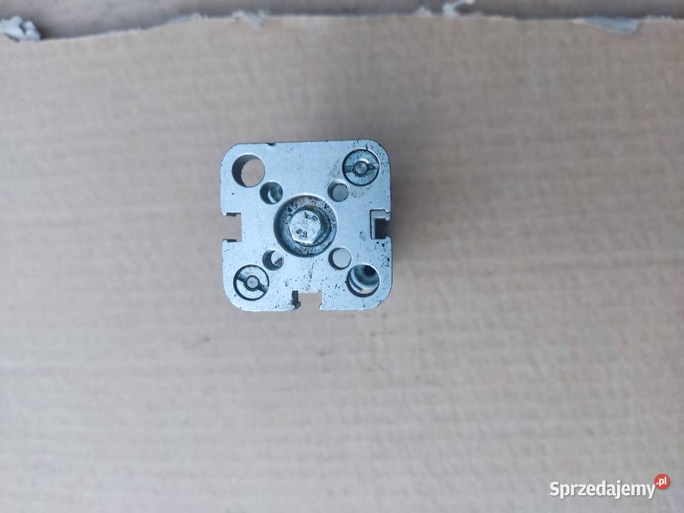 Siłownik pneumatyczny festo nowy Pozostałe Kotlin sprzedam