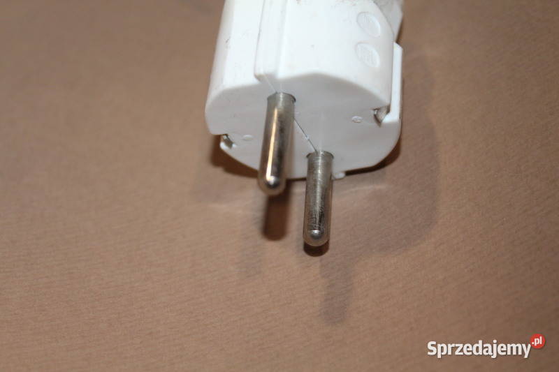 Lampa mosiężna ze skórzanymi abażurami 870 FiaF Szczecin