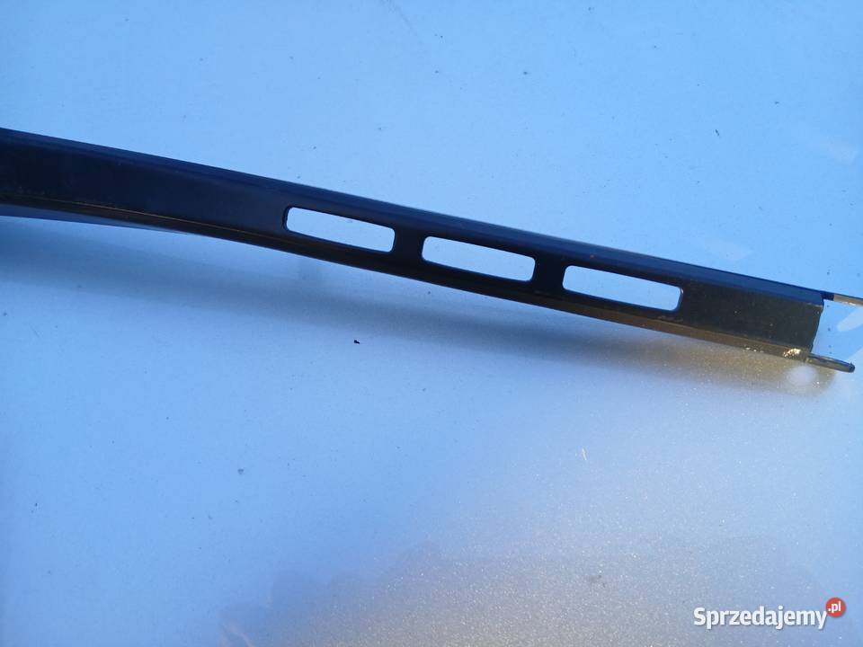 Audi A4 B6 B7 S4 ramię wycieraczki lewy przód Szczerbice