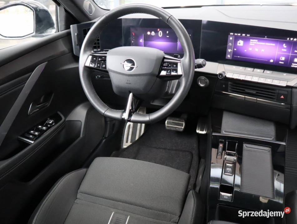 Opel Astra 12 Turbo Samochody osobowe