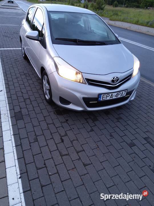 Sprzedam Toyota Yaris wielofunkcyjna kierownica Rzgów sprzedam