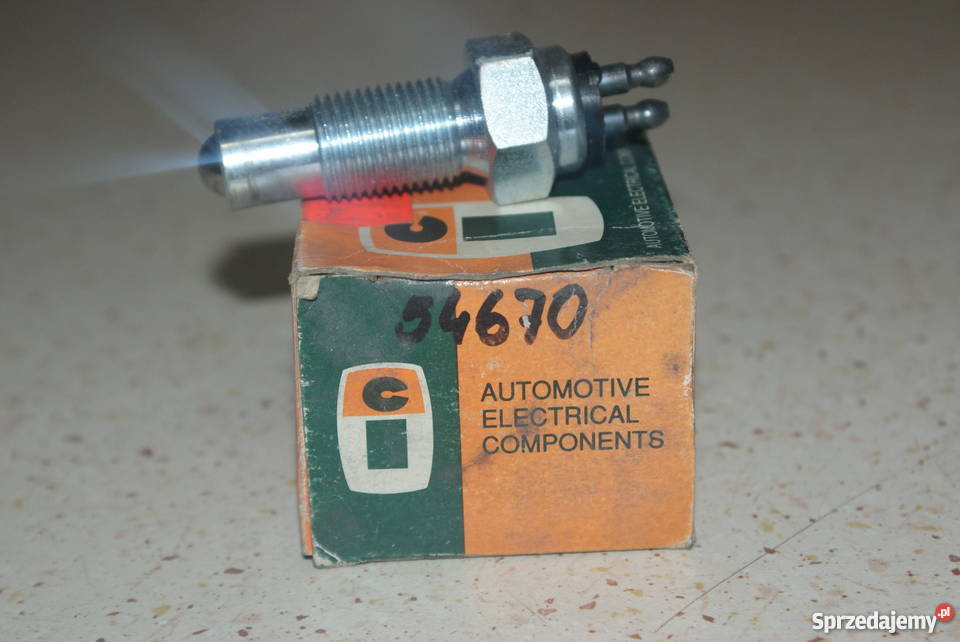 WŁĄCZNIK ŚWIATEŁ COFANIA FORD 1 860 006 osobowe Białobrzegi