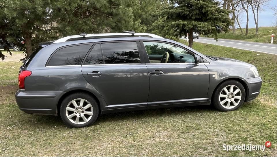 Toyota Avensis łódzkie Złota