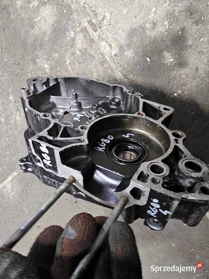 Suzuki RG 80 karter prawy połówka prawa silnika