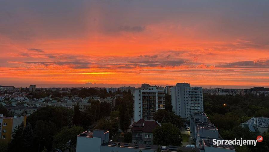 3 pokoje dwie komórki balkon Włochy pom. użytkowe Warszawa