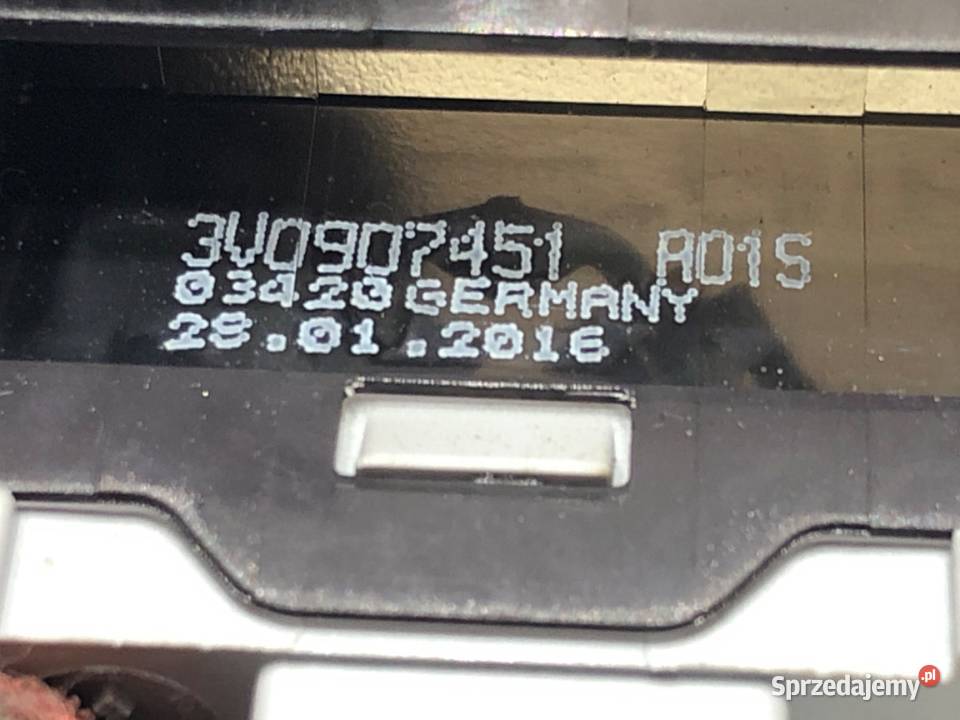 CZUJNIK DESZCZU SKODA SUPERB III 3V0907451