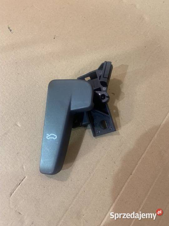 3G0823533 Rączka otwierania maski vw troc skoda Rok produkcji 2020 Szczecin sprzedam