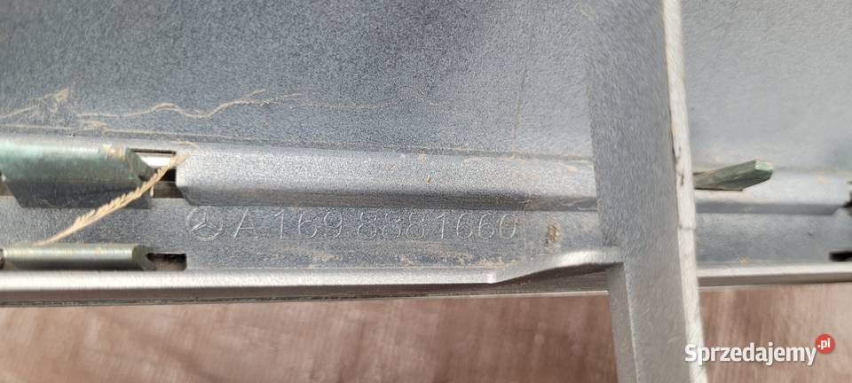 MERCEDES B KLASA W245 245 LIFT GRILL ATRAPA