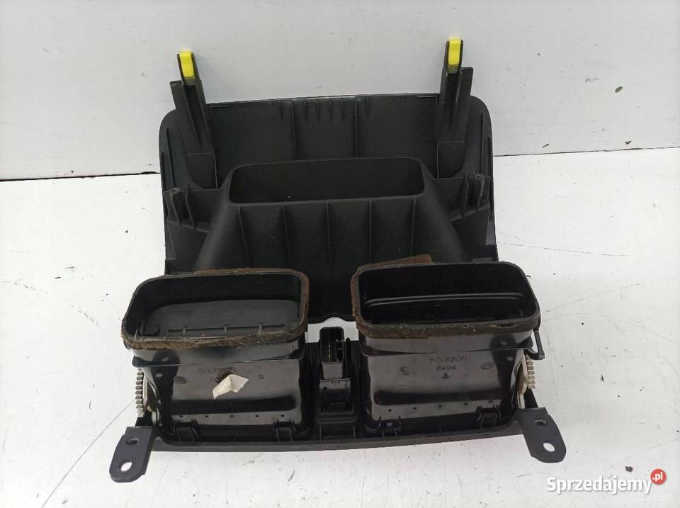 KRATKI NAWIEWU ŚRODKOWA DESKI T25 Toyota Avensis