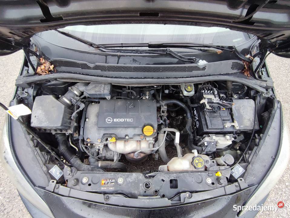 Opel Corsa 14 ecoFLEX 116000 uszkodzony