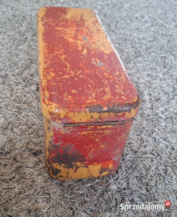 Skrzynka narzędziowa Ursus C360 C4011 C355 C385 Kabina i karoseria mazowieckie Żuromin sprzedam