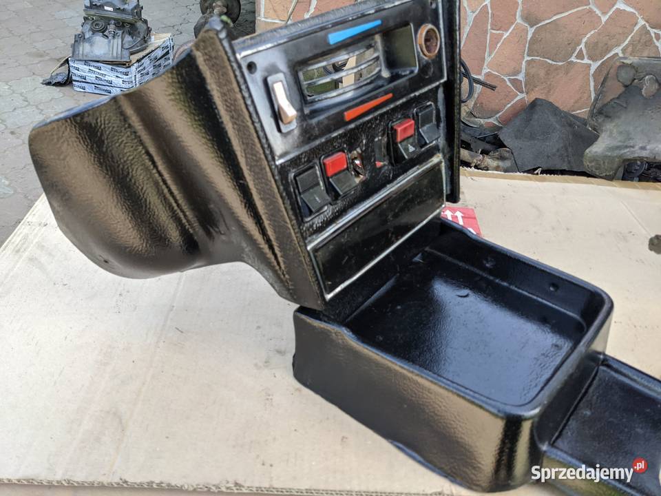 Fiat 125p konsola kokpit panel środkowy Stalowa Wola