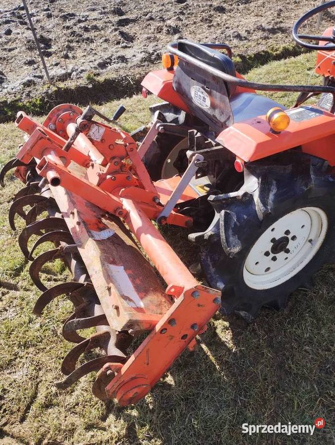 Traktorek Japoński Hinomoto C144 4x4 Skrzynia biegów Manualna Rzeszów sprzedam