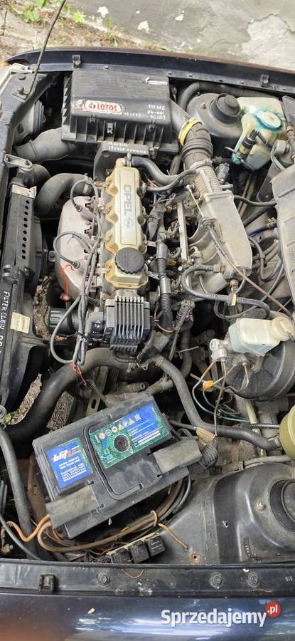 Opel Astra 14 benzyna z klimatyzacja garażowany Astra