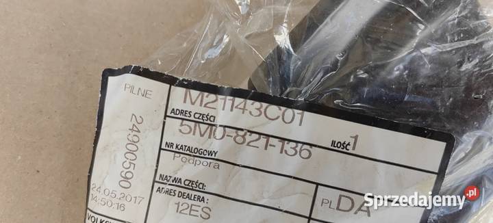 5M0821136 VW Golf podpora błotnika str prawa Rożnów sprzedam