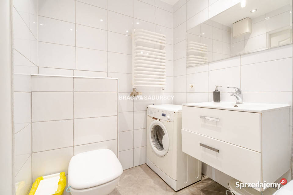 Sprzedam mieszkanie Kraków Bociana 4413m2 2
