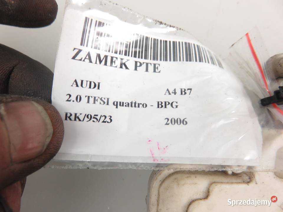 ZAMEK PRAWY TYLNY AUDI A4 B7 7 PIN osobowe Zamki, wkładki i kluczyki