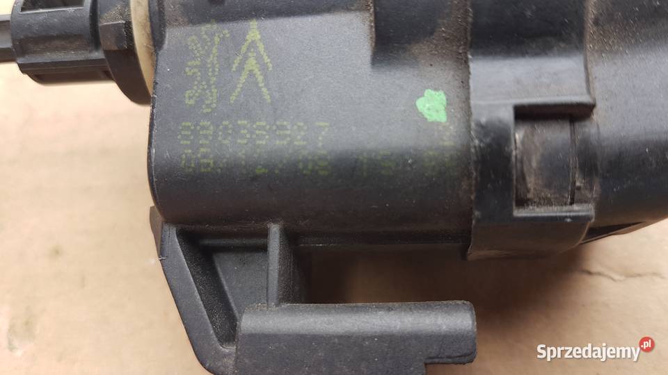 Citroen C4 silniczek regulacji lampy 89038927 osobowe Skarżysko-Kamienna sprzedam