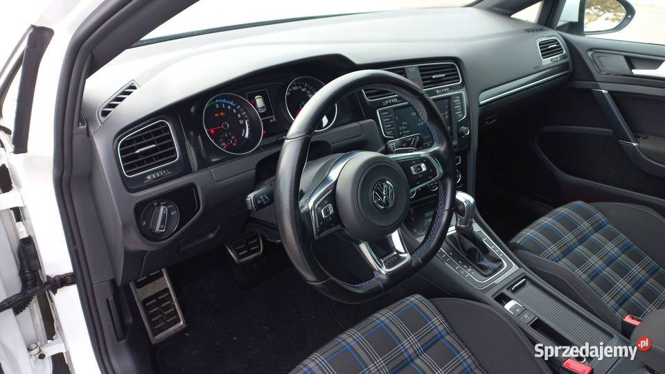 VW Golf GTE hybryda plug in Szydłowiec