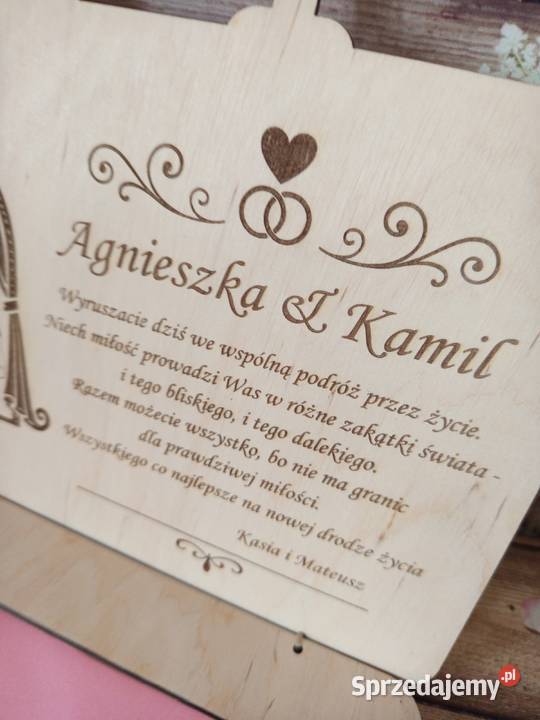 Drewniana walizka ślubna na pieniądze z Bełchatów