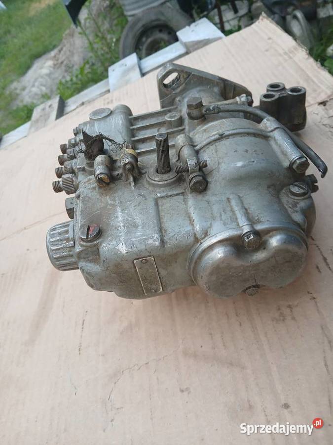 Pompy wtryskowe c 385 4 i 6 cylindrowe Wola Uhruska sprzedam