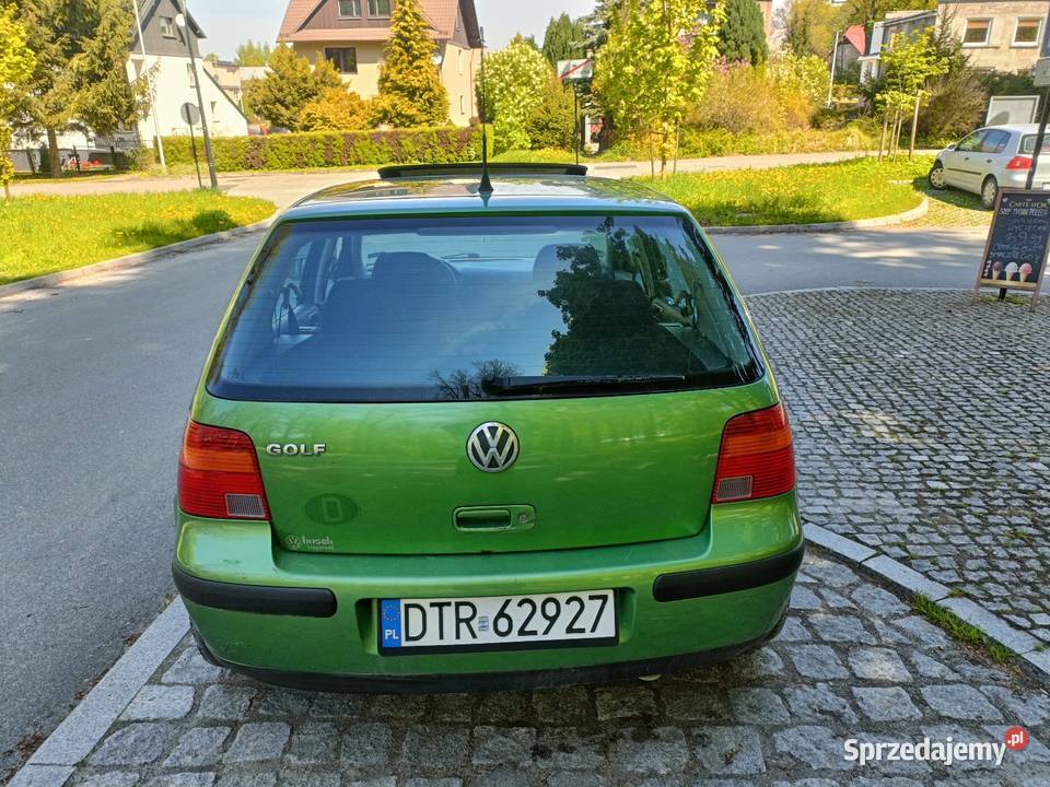 Golf 4 benzyna z klimatyzacją ładny Alus dolnośląskie