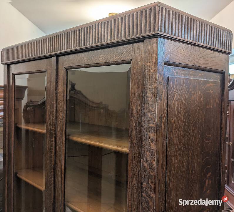 Dębowa bibliotekawitryna secesyjnasklep Dąbrowa śląskie Dąbrowa Górnicza