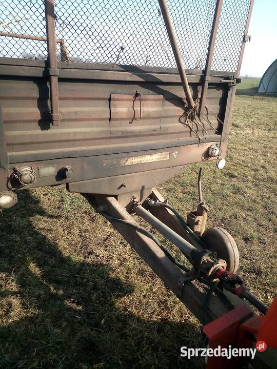 Rozrzutnik obornika agromet brzeg Rozrzutniki obornika