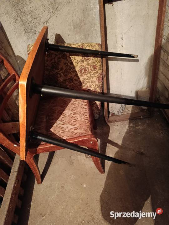 Stolik patyczak PRL