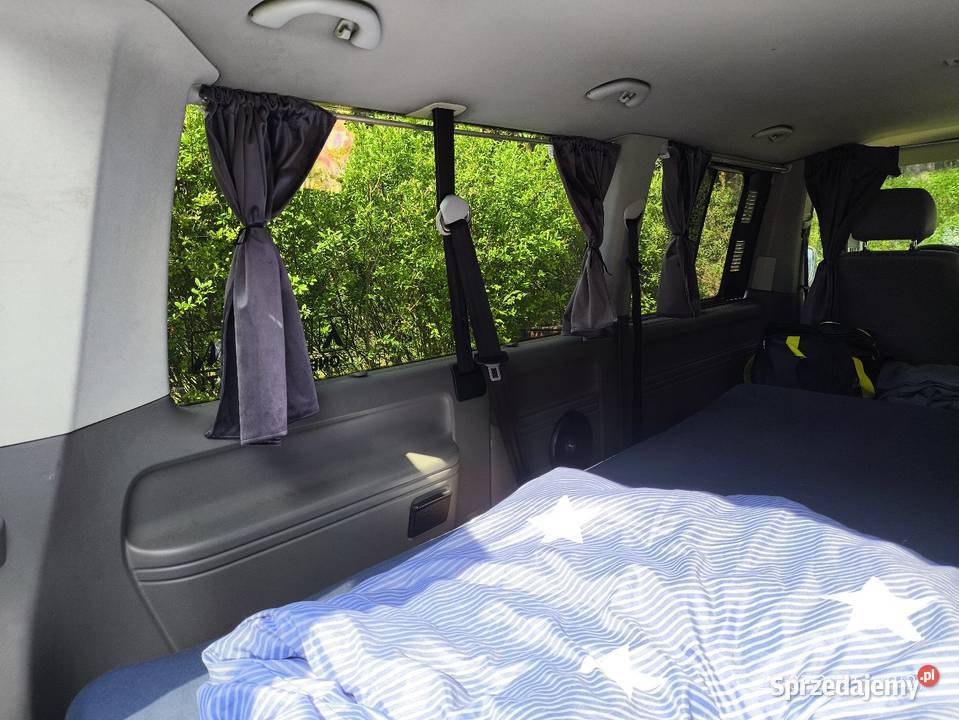 Transporter T5 9osobowy kampervan relingi dachowe Będzin