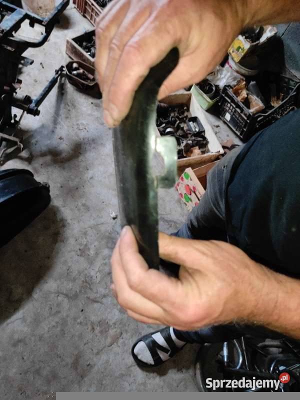 Boczek prawy plastik wsk 125 175 Pozostałe Tuchów sprzedam