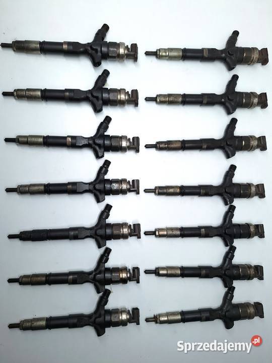 Wtryskiwacze Denso 2367030140 URT Opole sprzedam