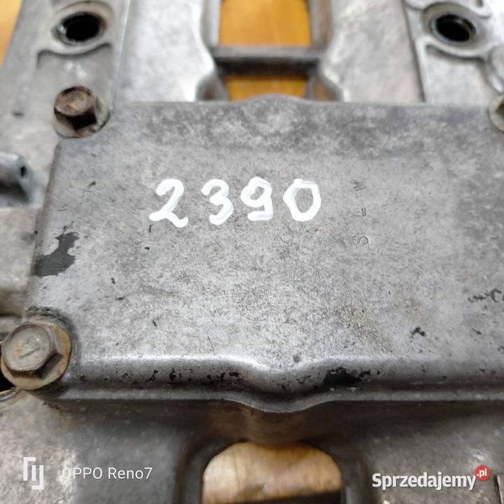 Suzuki GS 550 L pokrywa zaworów Łubno