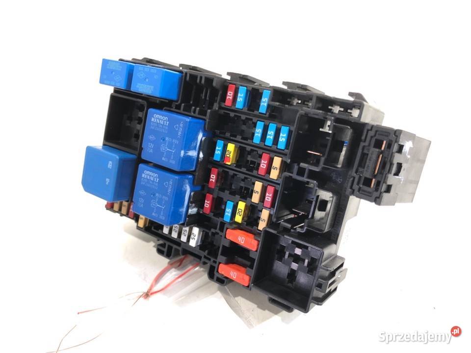 SKRZYNKA BEZPIECZNIKÓW RENAULT CLIO V 243805499R